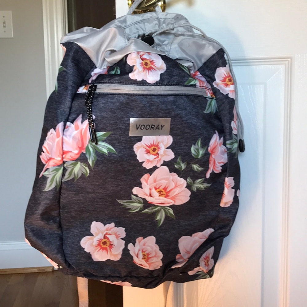 Vooray Stride Cinch backpack 19L NWOT